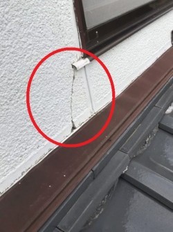 サッシ取り合い部のクラック