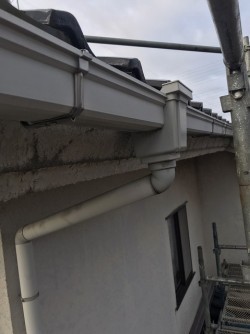 施工前の既存軒樋NationalのN4.0Ⅱ