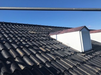葺き直し屋根工事が完了したドーマー部分