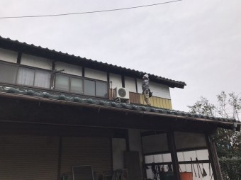 地上横打1段金具の垂木打ち2階物置施工