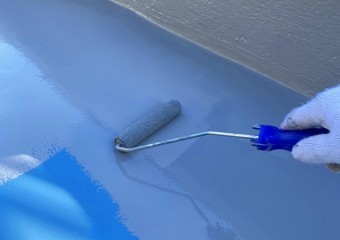 ウレタン防水の施工中写真