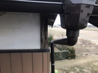 地上横打1段金具コーナー施工