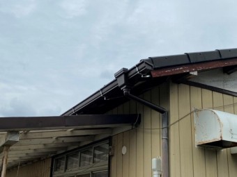 雨樋交換が完了したひたちなか市の平屋住宅の風景