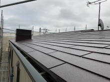 スレート屋根が施工されたパナホームの屋根