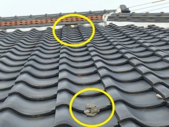 大棟の面戸漆喰の剥離