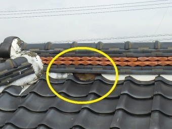 ぽっかり穴が空いた状態の面戸漆喰