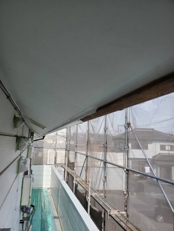 破風板軒天シーラー塗装