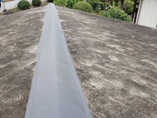 ガルバリウム製の降り棟板金で交換を行った桜川市の現場