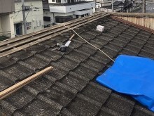 笠木板金を解体したパラペットの南側