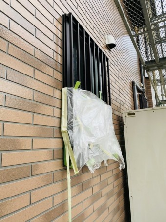 クリヤー塗装でレンガ調が引き立ちます