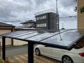 ひたちなか市のアール型カーポート屋根のポリカーボネート板交換の交換工事完了しました