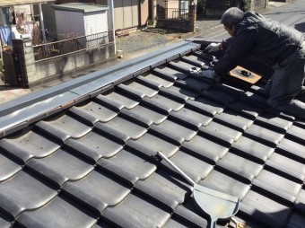 倉庫屋根漆喰補修