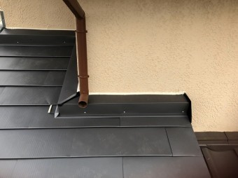 石岡市ガルバリウム鋼板クランク雨押え