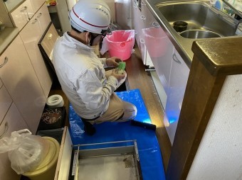 キッチン配管水漏れを補修する