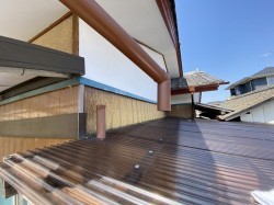 笠間市での1階の呼び樋外れの施工前画像