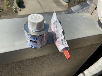 笠間市の雨樋修理に使用する接着剤