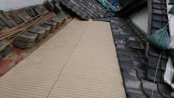 葺き直しの為新しく敷き込んだチャンピオンルーフィング
