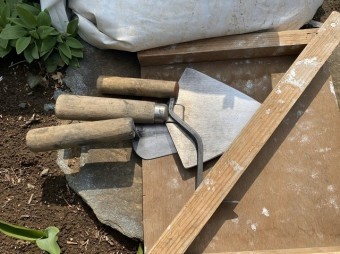 今回ひたちなか市の現場で使用する漆喰塗布用の鏝