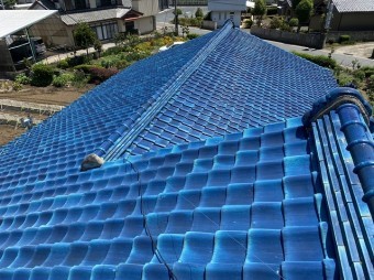 結城市の屋根上から撮影した棟違い屋根