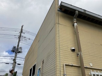 水戸市の店舗様雨漏り調査で分かった外壁段差