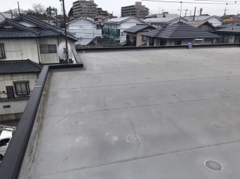 陸屋根シート防止東画像
