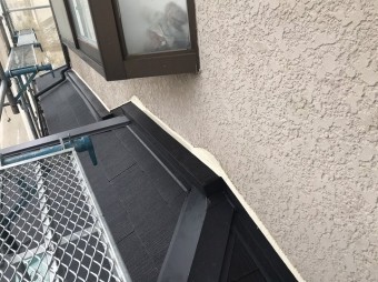 板金にて空いた空間を板金カバー
