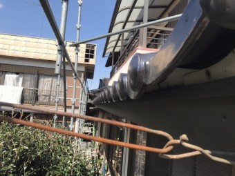 銅製角樋を撤去しスッキリとした画像