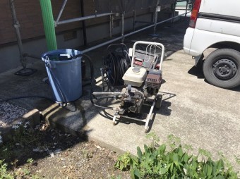 城里町で外壁洗浄に使うエンジン式エンジン式高圧洗浄機