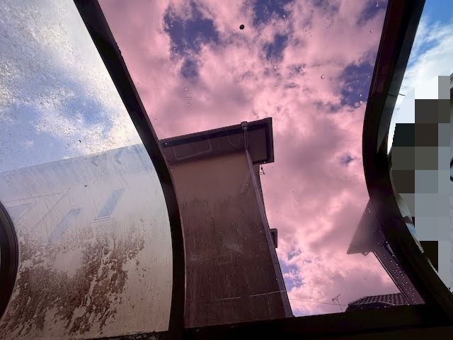 鹿嶋市　割れたカーポートR型パネル一枚交換　施工後の写真