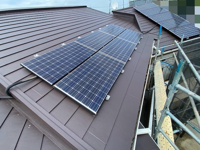 ひたちなか市　スーパーガルテクトで屋根カバー　施工後の写真