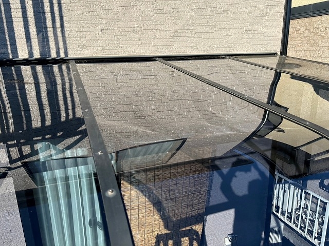 筑西市のR形状テラス屋根の交換工事が完了