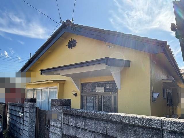 外壁付帯部塗装が完了した茨城町の平屋住宅