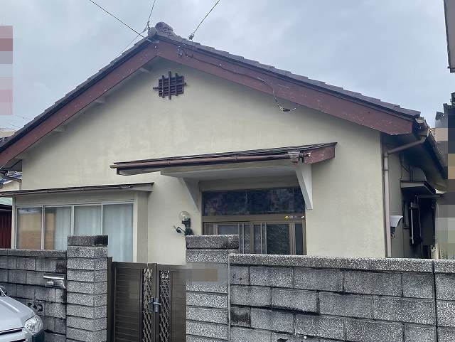 塗装する前の茨城町の平屋住宅