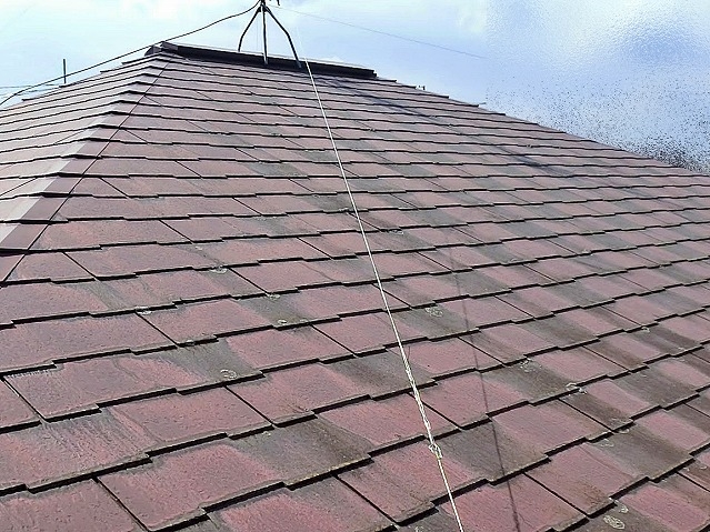ひたちなか市で施工前の屋根材が脱落したノンアスベストスレート