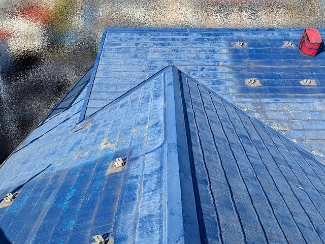 ひたちなか市屋根カバー工事前のスレート屋根