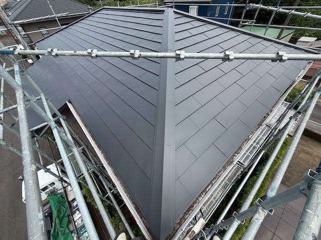 鹿嶋市　屋根カバー工法完成　施工後の写真
