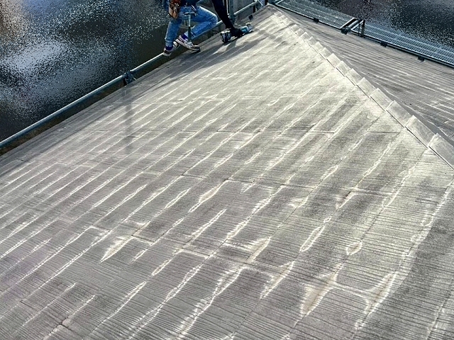 カバー工事前の水戸市のミサワホーム住宅のスレート屋根