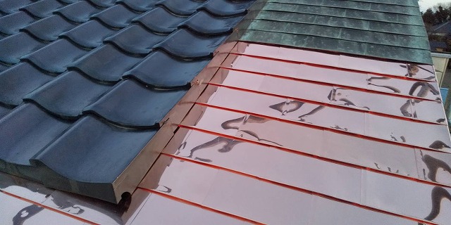 腰葺き銅板屋根と一文字瓦の施工完了