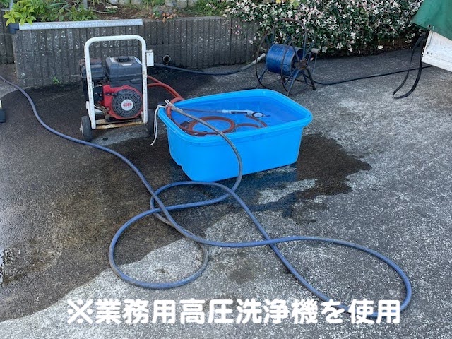 ひたちなか市　再塗装と出窓補修　業務用高圧洗浄機の写真