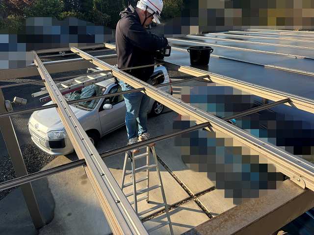 既存部材の取り外しと清掃