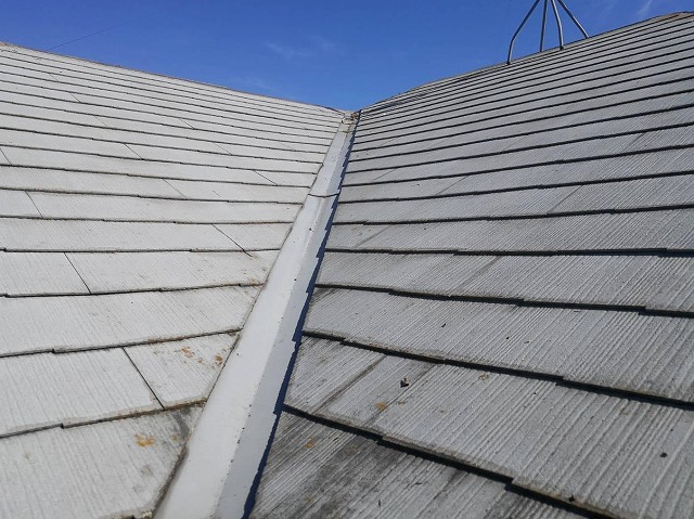 施工前の石岡市のコロニアル屋根