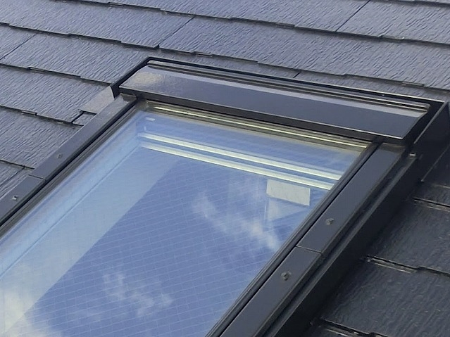 水上カバーが雨漏りの原因だった天窓