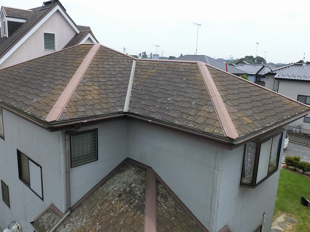 施工前の結城市の屋根を北側から撮影