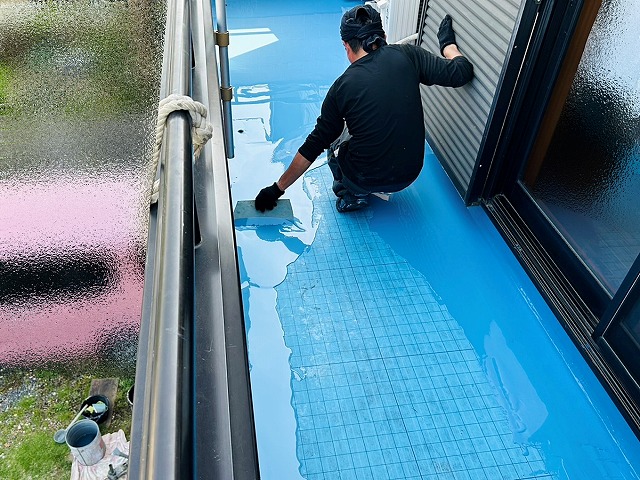ウレタン防水材1層目塗布