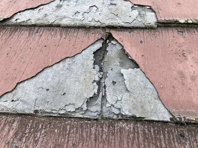 屋根材破損が激しいニチハ製パミール