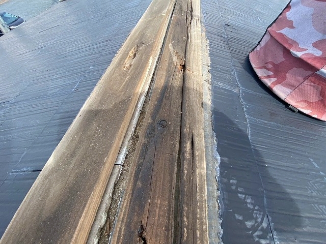 木製貫板の漏水による腐食