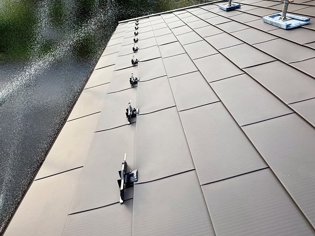 安全面でのメリットが大きい雪止め